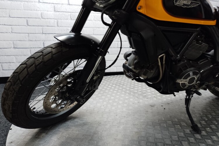 DUCATI SCRAMBLER