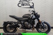 TRIUMPH TRIDENT 660