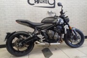 TRIUMPH TRIDENT 660