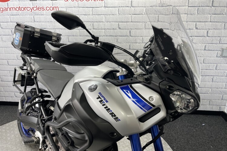 YAMAHA XT1200 SUPER TENERE