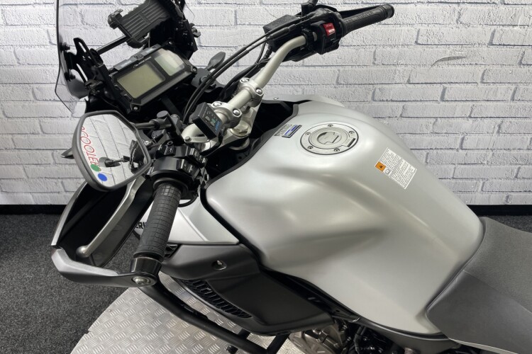 YAMAHA XT1200 SUPER TENERE