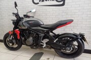 TRIUMPH TRIDENT 660