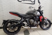 TRIUMPH TRIDENT 660