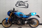 YAMAHA XSR900