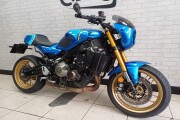 YAMAHA XSR900