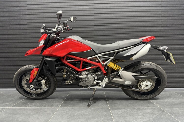 DUCATI HYPERMOTARD 950