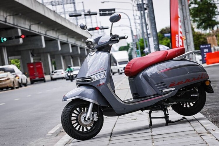 KEEWAY VERSILIA  125