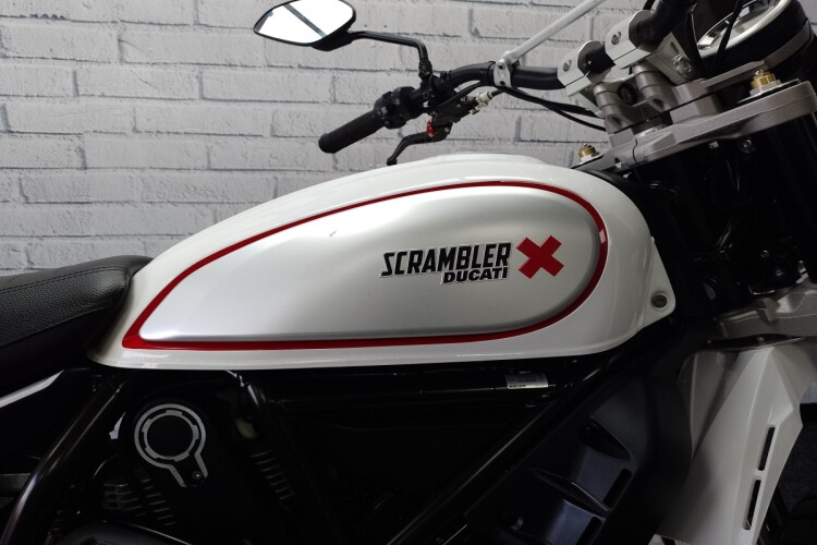 DUCATI SCRAMBLER DESERT SLED