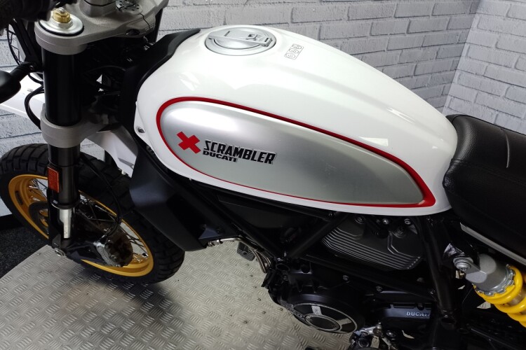 DUCATI SCRAMBLER DESERT SLED