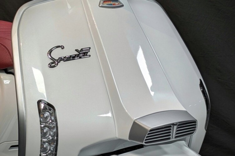 LAMBRETTA V200