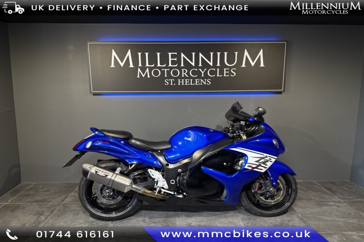 SUZUKI GSX1300R HAYABUSA