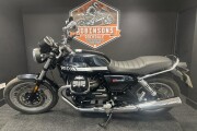 MOTO GUZZI V7