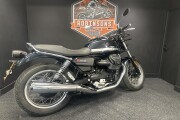 MOTO GUZZI V7