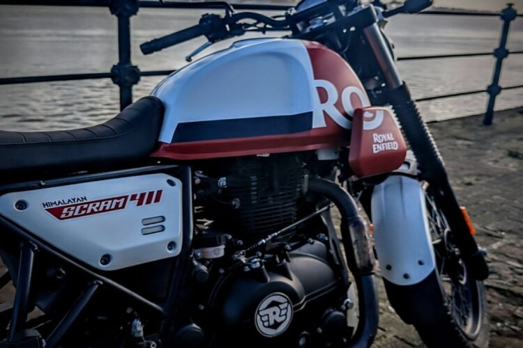 ROYAL ENFIELD 400 SCRAM