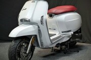 LAMBRETTA V200