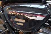 TRIUMPH SPEED TWIN 900