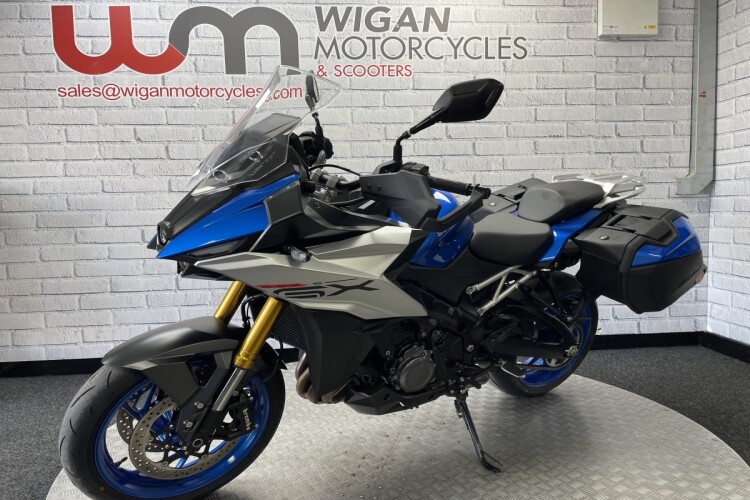 SUZUKI GSX-S1000GX +