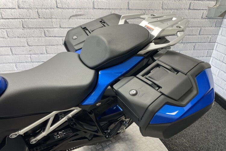 SUZUKI GSX-S1000GX +