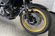 SUZUKI V-STROM 650