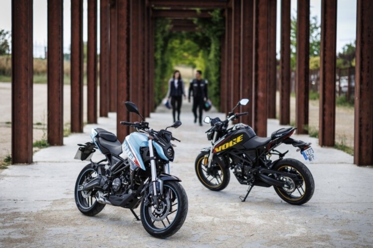 2026 VOGE R 125, Black - photo 15