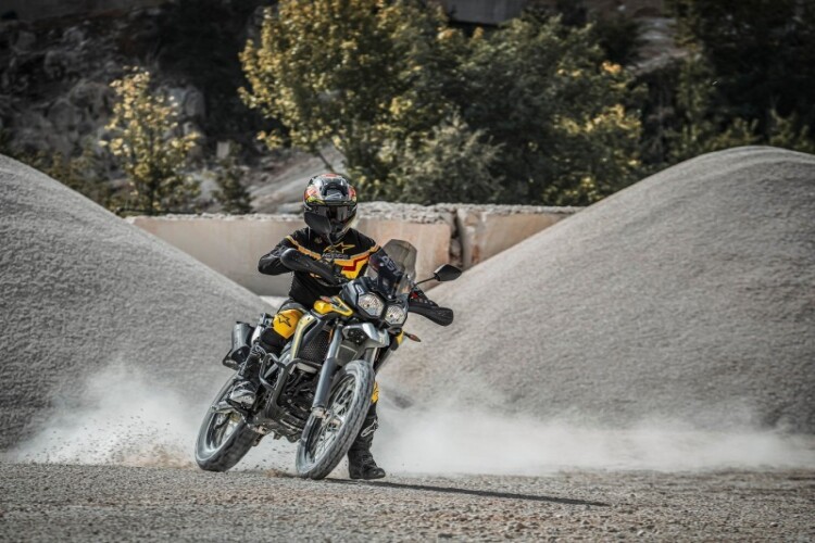 2026 VOGE R 300, Yellow - photo 14