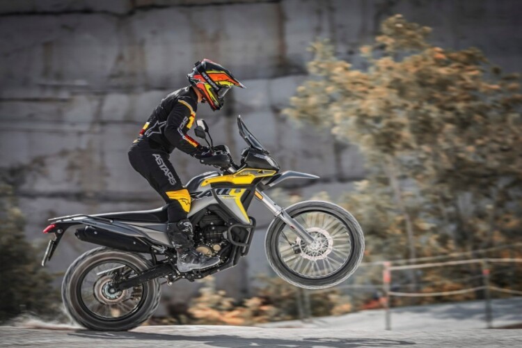 2026 VOGE R 300, Yellow - photo 15
