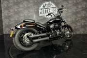 HARLEY-DAVIDSON DYNA