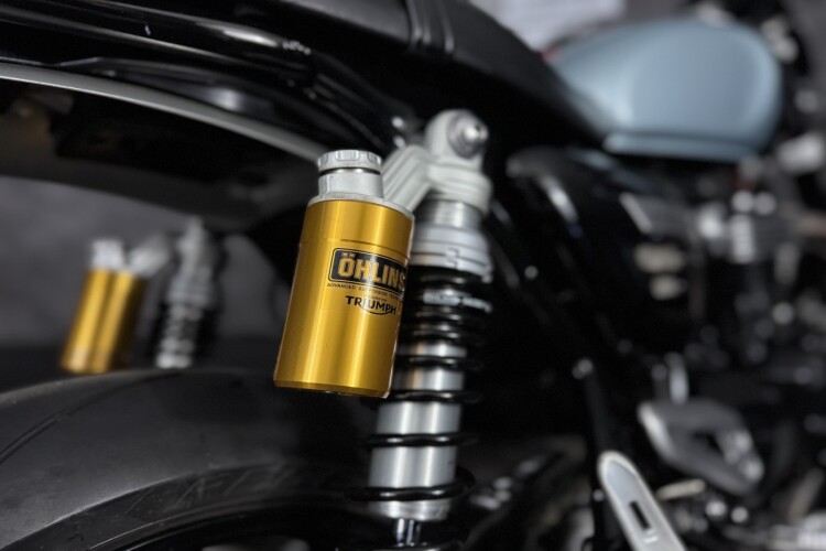 TRIUMPH SPEED TWIN 1200