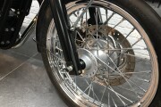 TRIUMPH BONNEVILLE 865