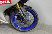 YAMAHA YZF-R125