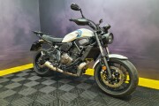 YAMAHA XSR700