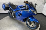 TRIUMPH SPRINT ST 1050