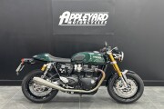 TRIUMPH THRUXTON 1200