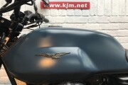 MOTO GUZZI V7