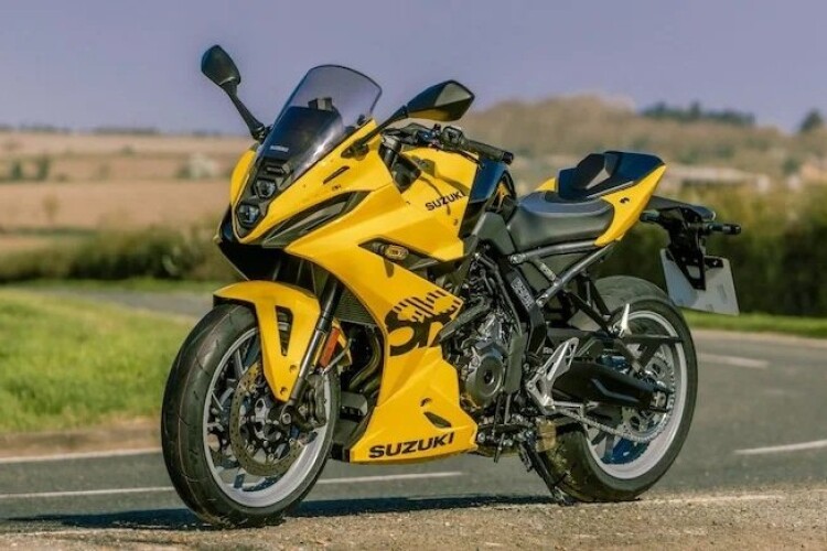 SUZUKI GSX-8S for sale