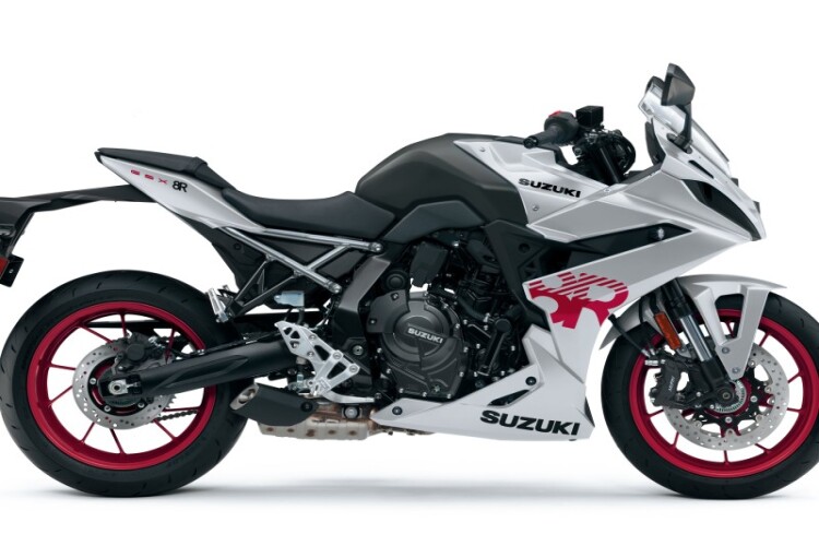 2025 SUZUKI GSX-8S, 2025 Metallic Triton Blue - photo 7