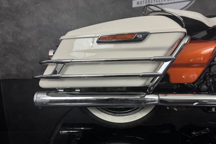 HARLEY-DAVIDSON TOURING