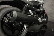 MOTO GUZZI V7