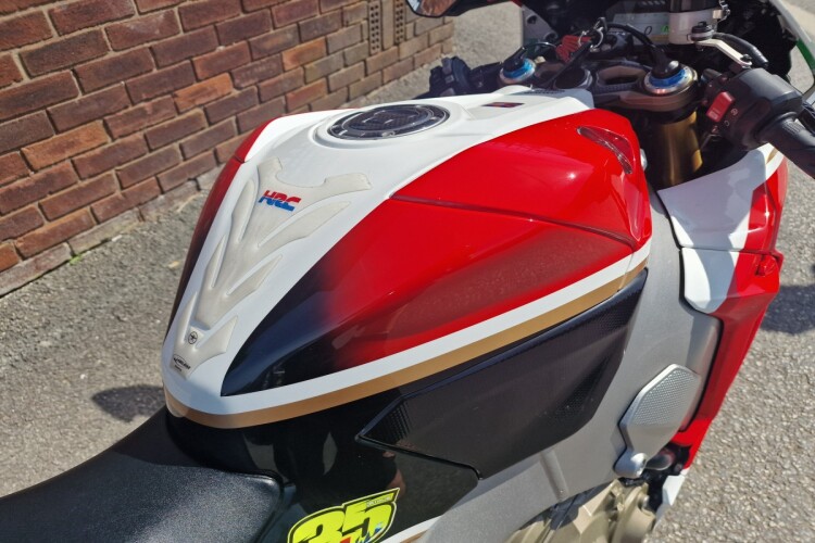 HONDA CBR1000RR FIREBLADE SP