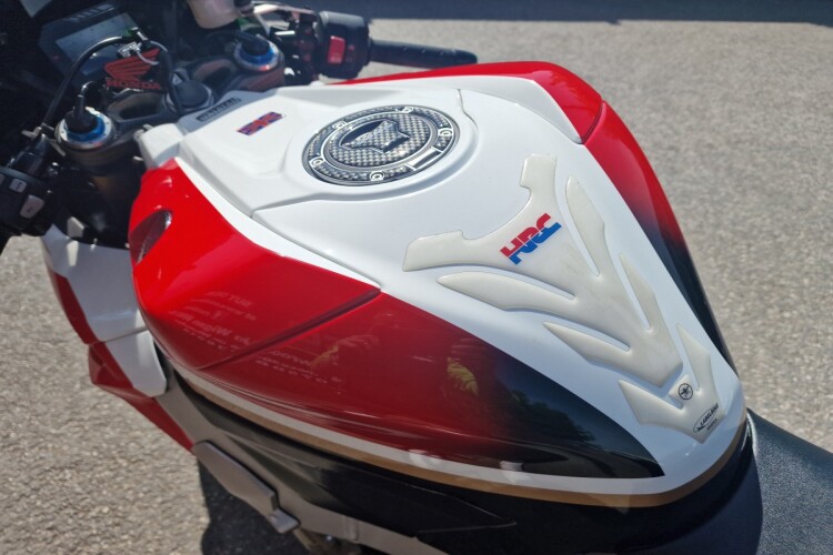 HONDA CBR1000RR FIREBLADE SP