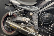 TRIUMPH STREET TRIPLE 675