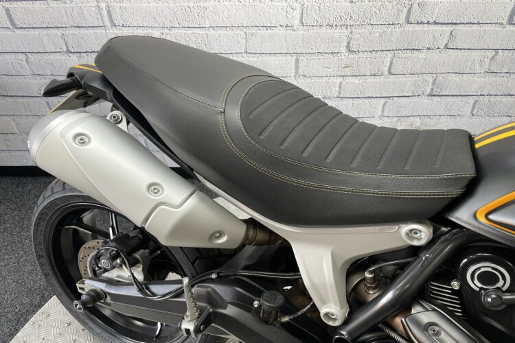 DUCATI SCRAMBLER 1100