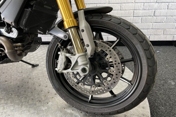 DUCATI SCRAMBLER 1100