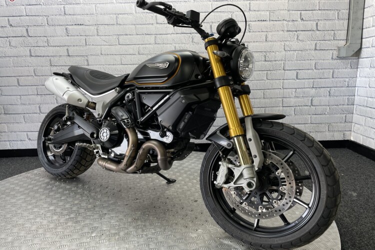 DUCATI SCRAMBLER 1100