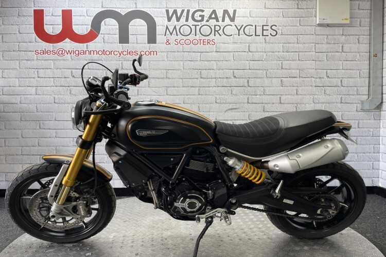 DUCATI SCRAMBLER 1100