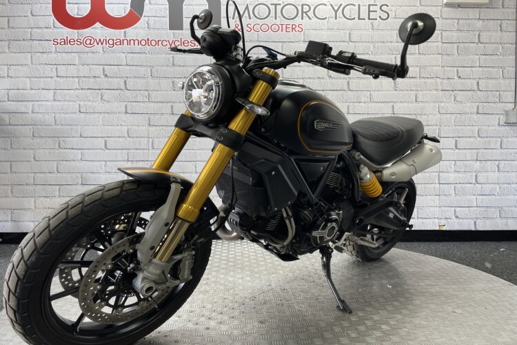 DUCATI SCRAMBLER 1100
