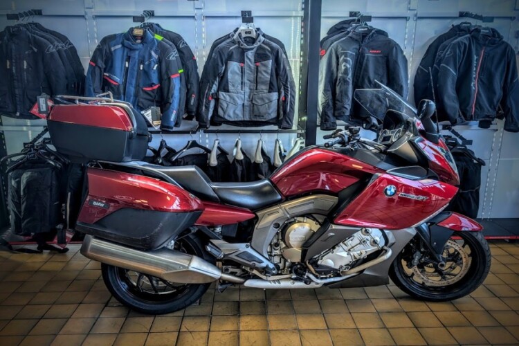 BMW K1600GT