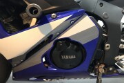 YAMAHA R6