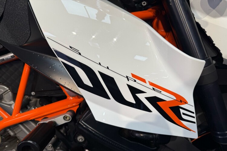 KTM 990 SUPER DUKE