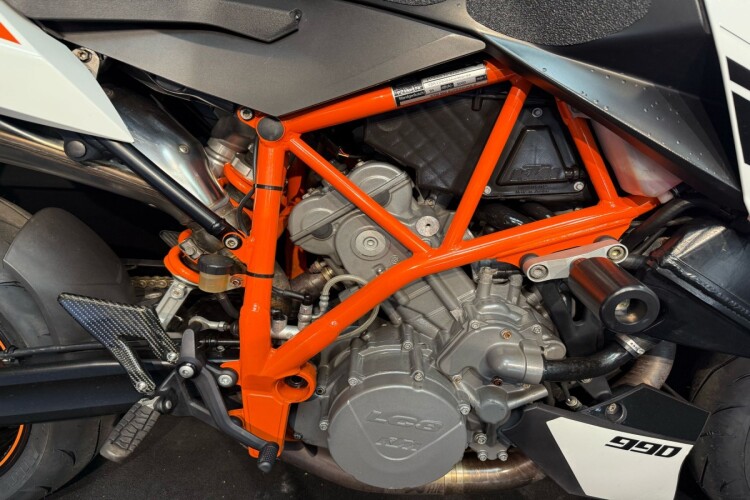 KTM 990 SUPER DUKE